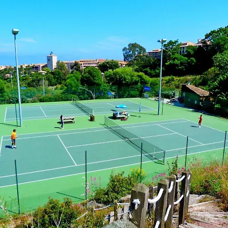 Cap Esterel Village Superbe 2 Pieces Plein Centre Du Village Avec Solarium Et Balcon Vue Golf C7 388la
